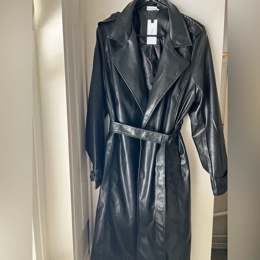 Gorgeous black pleather trench coat